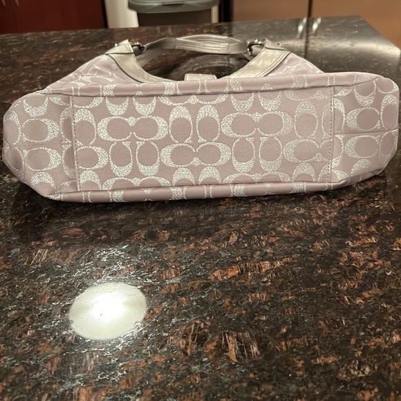 Coach Shoulder Bag - Picture 13 of 16